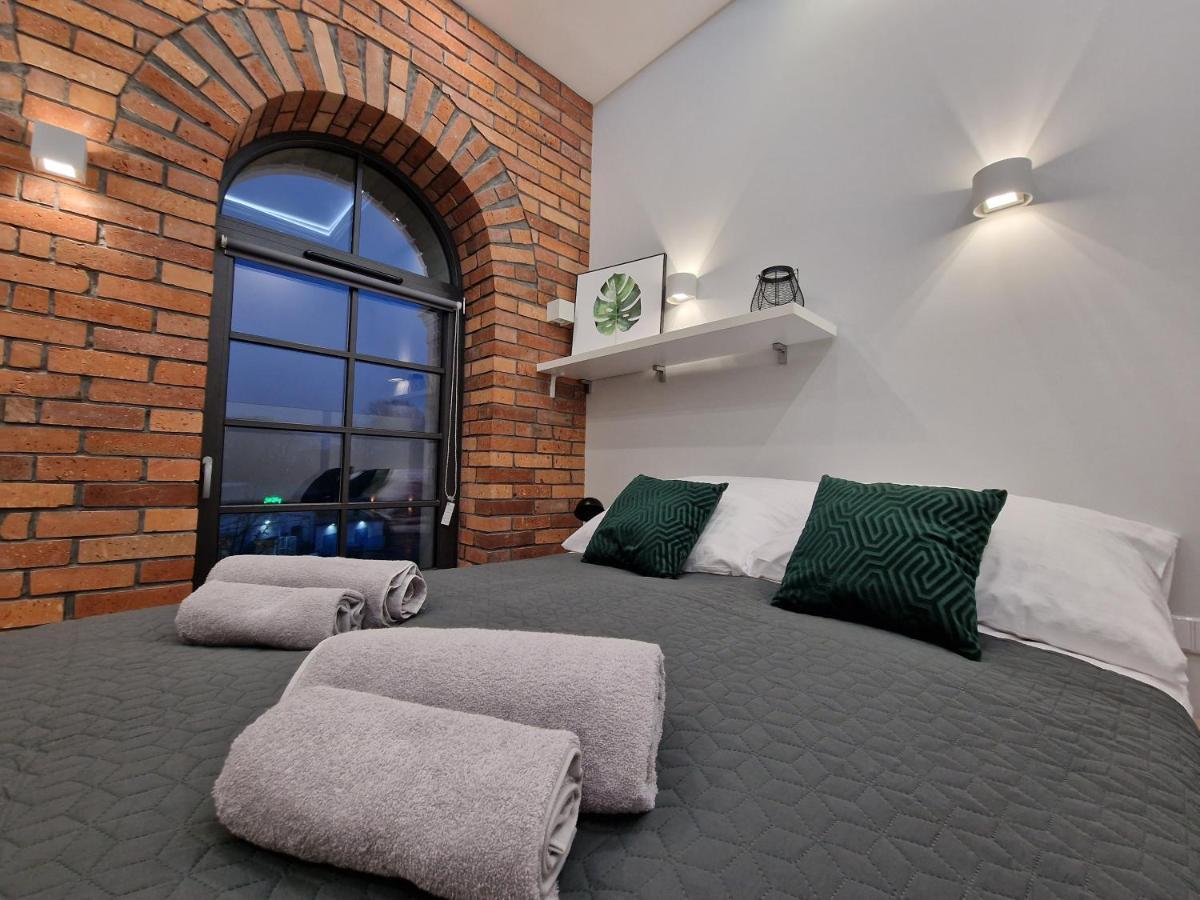 Microhotels Fabryczna 17 Zielona Gora  Bagian luar foto